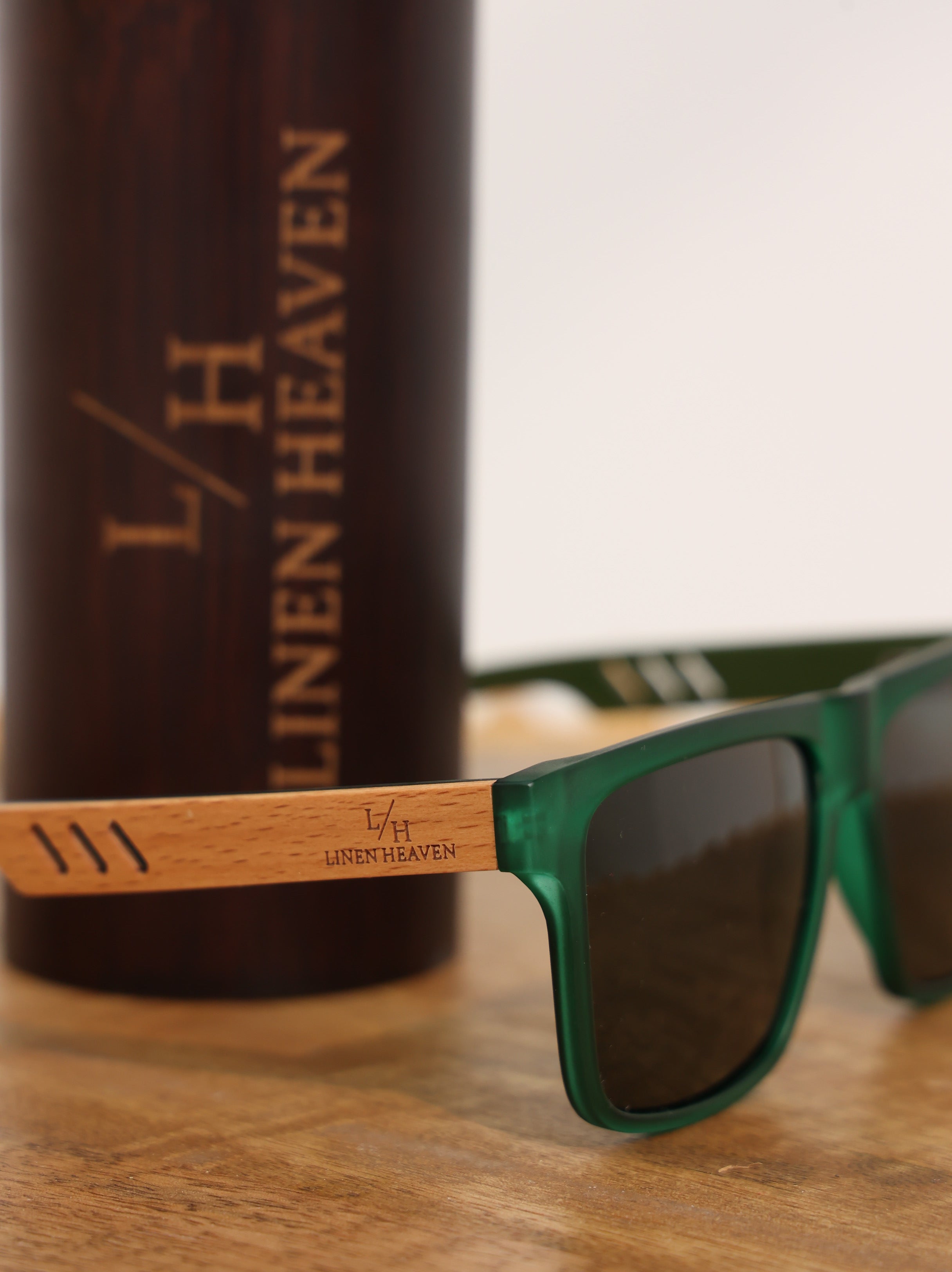 Bamboo Wood Sunglasses in brown