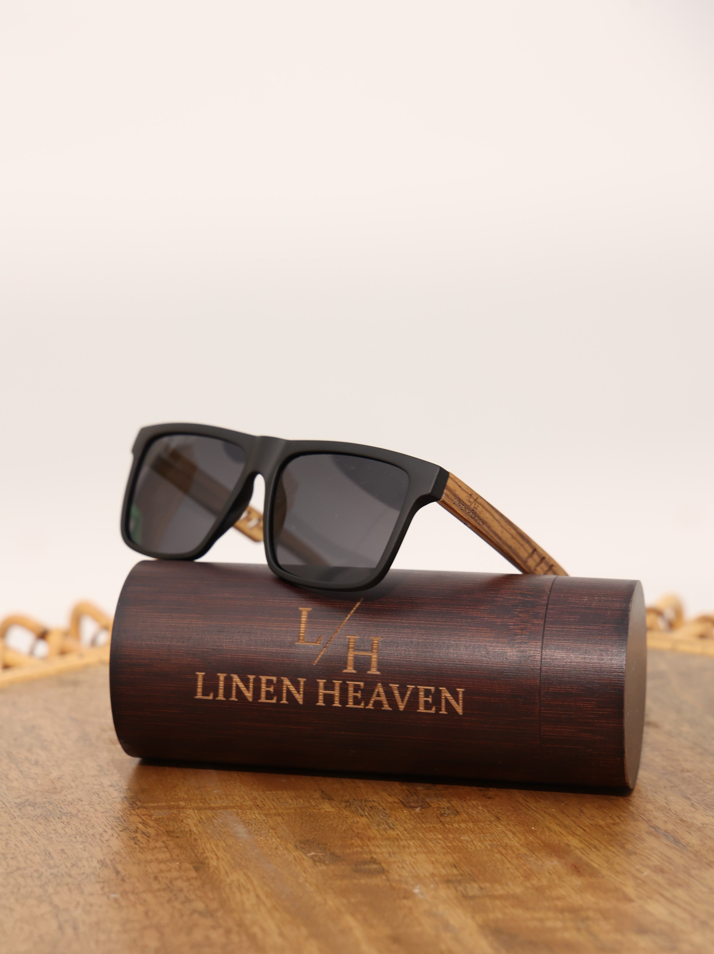 Bamboo Wood Sunglasses in brown